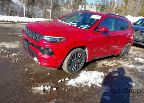2022 Jeep Compass (Red) Edition 4X4 z USA, uszkodzony, nr VIN 3C4NJDCB6NT210555